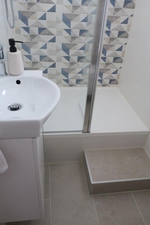 Mesic Apartment سينج المظهر الخارجي الصورة