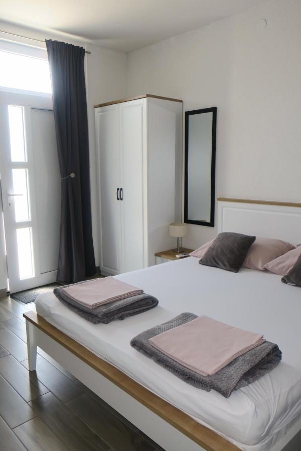 Mesic Apartment سينج المظهر الخارجي الصورة